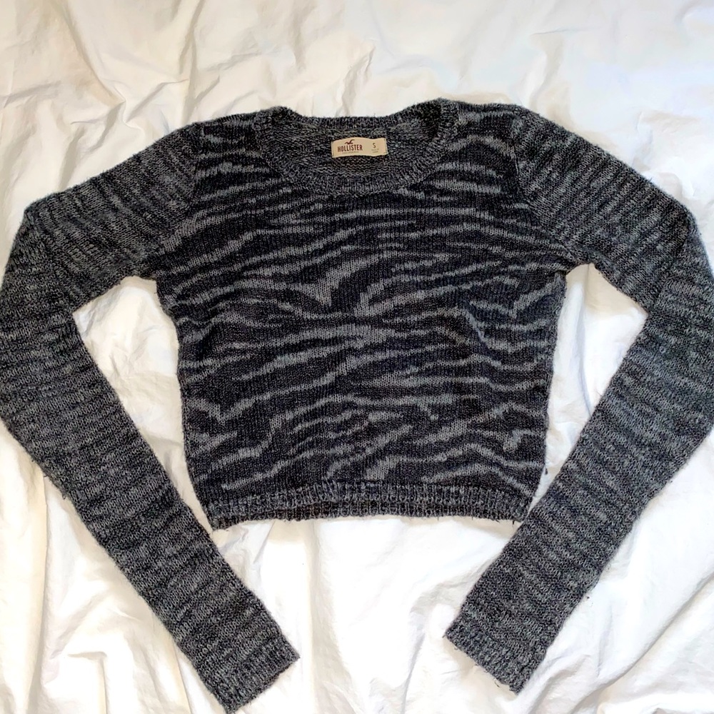 Women’s cropped sweater